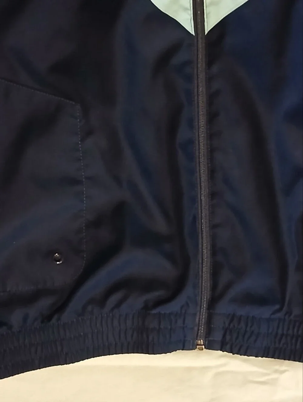 adidas lightweight windbreaker